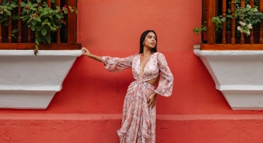 Gold package with model in historic center of Cartagena de Indias